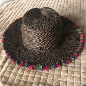 Eric Javits hat 🎩!